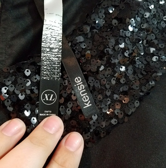 Black sequins mid-length dress - Picture 2 of 8